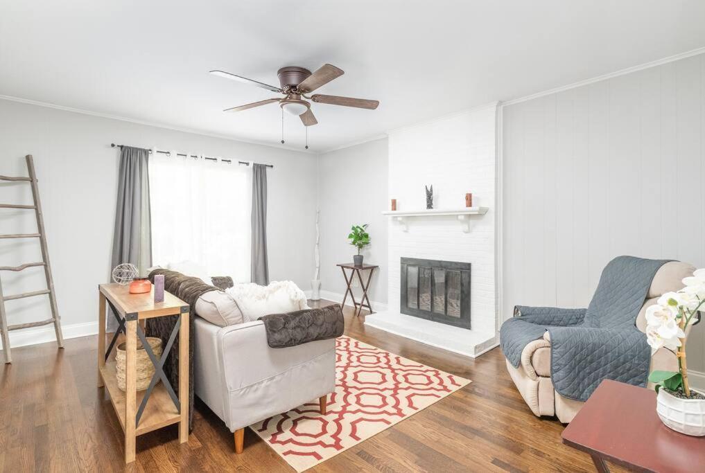 Spotless 4Br Near Clt Uptown, Fast Wi-Fi Appartement Charlotte Buitenkant foto