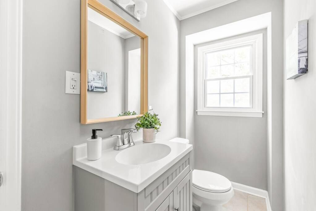 Spotless 4Br Near Clt Uptown, Fast Wi-Fi Appartement Charlotte Buitenkant foto